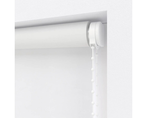 Roleta s retiazkovým ovládaním na dekoráciu okien