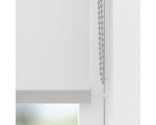 Roleta s reťazovým ovládaním na dekoráciu okien