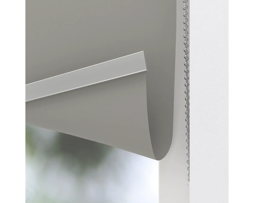 Detailný pohľad na roletu s retiazkovým mechanizmom