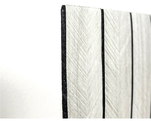 Detail vinylovej podlahy so vzorom rybej kosti