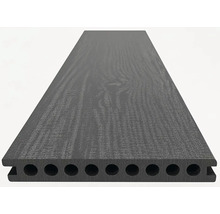 Terasa z kompozitného materiálu s dutým komorovým profilom