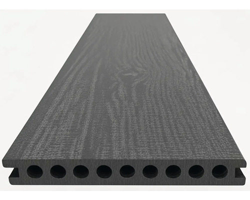 Terasa z kompozitného materiálu s dutým komorovým profilom