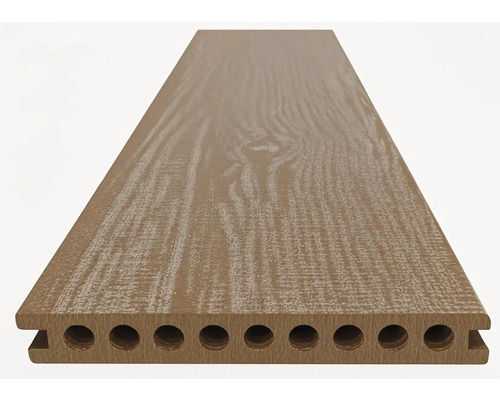 Terasa z drevo-polymérového materiálu s dutým komorovým profilom