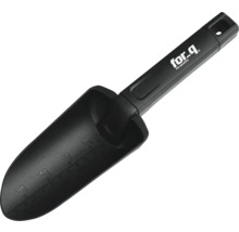 Čierna sádzacia lopatka s hĺbkovou stupnicou a logom for-q