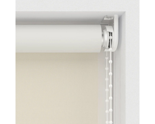 Zrolovacia roleta s guľôčkovou retiazkou v okennom ráme