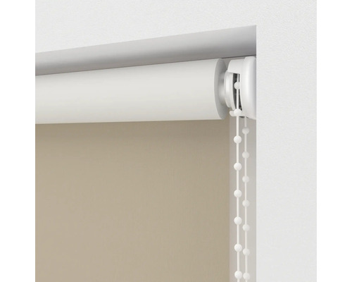 Roleta s retiazkovým ovládaním na dekoráciu okien