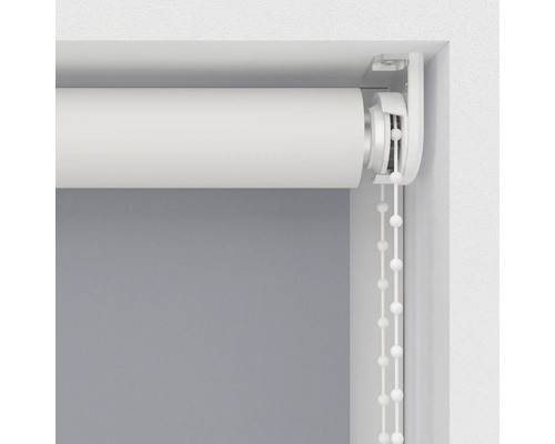 Interiérová roleta s retiazkovým ovládaním na dekoráciu okien