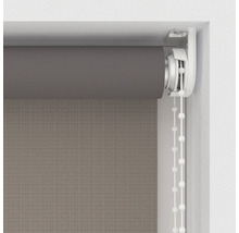 Okenná roleta s retiazkovým ovládaním na zatemnenie