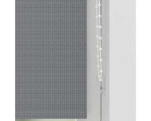 Sivá roleta s ovládacou retiazkou