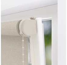 Detailný záber rolety na okne