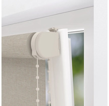 Detailný pohľad na roletu s retiazkovým ovládaním na dekoráciu okien