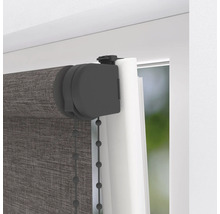 Detail bočnej rolety na okne