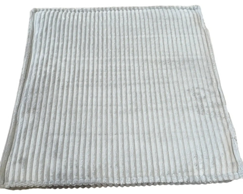 Vankúš s rebrovanou štruktúrou