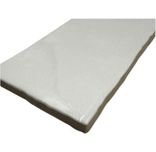 Jednotlivá biela dlaždica