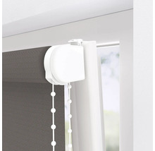 Rolety s retiazkovým ovládaním na dekoráciu okien