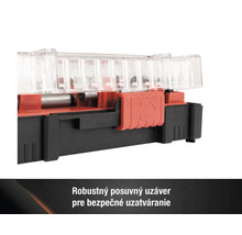 Detailný pohľad na box na náradie s priehľadným vekom a červeným posuvným uzáverom
