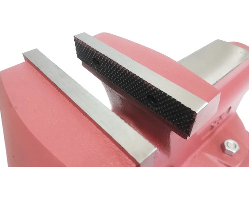 Zverák so čeľusťami