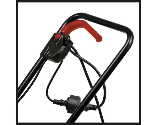 Rukoväť a kábel elektrickej záhradnej frézy