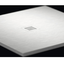 Sprchová vanička so štvorcovým odtokom