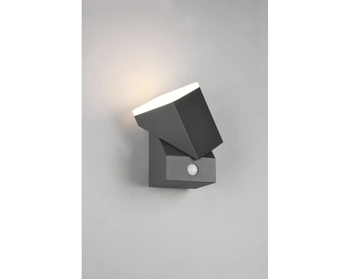 Moderné nástenné svietidlo s pohybovým senzorom