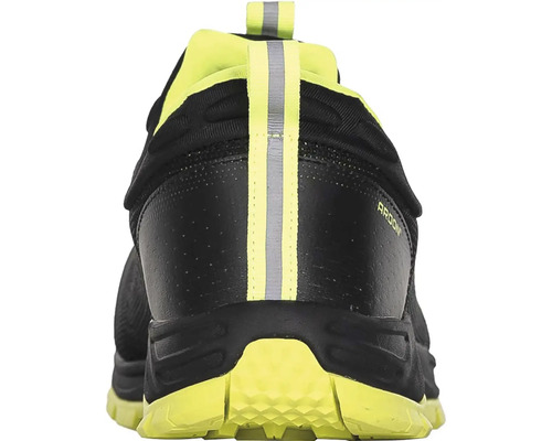 Čierna bežecká obuv so žltými akcentmi, pohľad zozadu