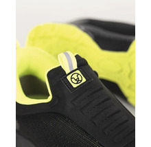 Čierna bežecká obuv s logom