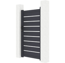 Záhradná bránka s vodorovnými lamelami medzi dvoma stĺpikmi