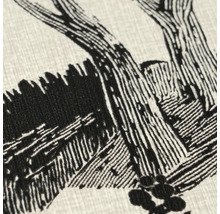 Detail štruktúrovanej tapety s čiernym grafickým vzorom stromu v štýle drevorezu.
