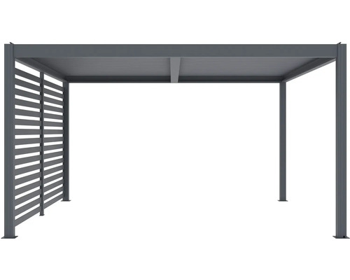 Moderné kovové zastrešenie terasy s lamelovou stenou
