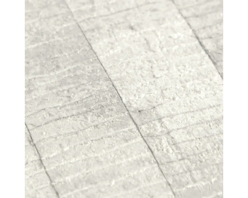 Detail bielej vinylovej tapety s kamenným vzorom