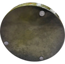 Spodná strana okrúhleho kvetináča s tromi nohami