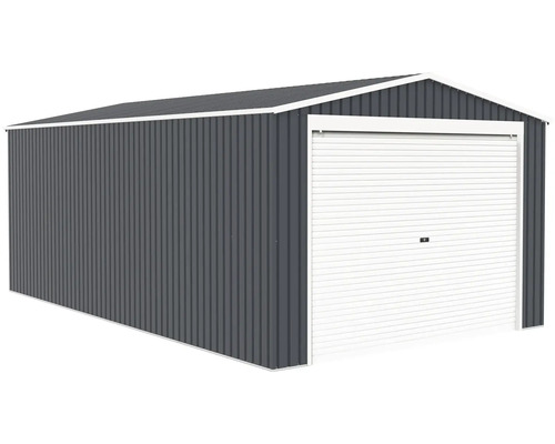 Kovová garáž s bielymi rolovacími bránami a stenami z vlnitého plechu v antracitovej farbe.