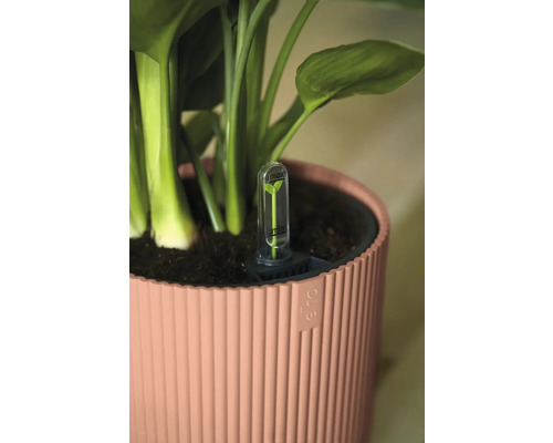 Kvetináč s ukazovateľom hladiny vody