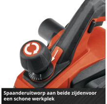 Detail elektrického hoblíka s gombíkom na nastavenie hĺbky a prepínačom pre obojstranné vyhadzovanie triesok.