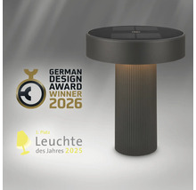 Moderná solárna stolná lampa s oceneniami German Design Award Winner 2026 a Svietidlo roka 2025.