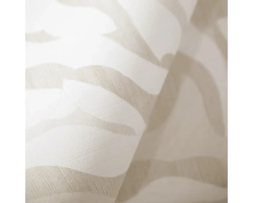 Detail tapety s vlnitym, organickym vzorom a vlaknitou texturou.