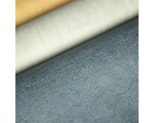 Detailný záber tapety s jemnou štruktúrou a povrchom pripomínajúcim textil.