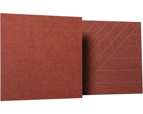 Akustické panely z plsti v terakotovej farbe, štvorcové, jeden hladký panel a jeden panel s líniovým vzorom.