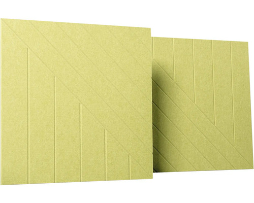 Akustické panely s geometrickým vzorom vertikálnych a diagonálnych drážok.