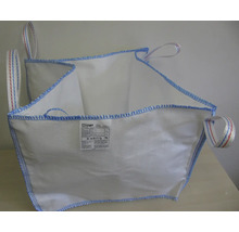 Biely vak Big Bag z tkaného plastu so štyrmi pevnými pútkami na sypké a stavebné materiály.