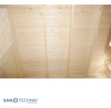 Pohľad do interiéru sauny so svetlými drevenými panelmi a zvislými trámami. Sanotechnik International Logo.