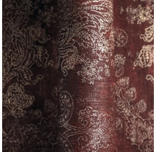 Štruktúrovaná záclonová látka s klasickým vzorom paisley a kvetinovými ornamentmi.