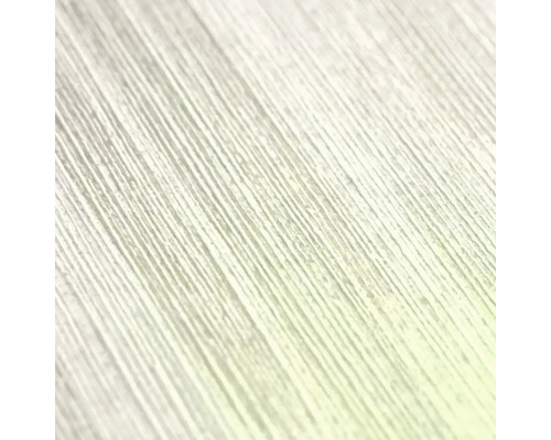 Detailný pohľad na povrch s jemnou lineárnou štruktúrou.