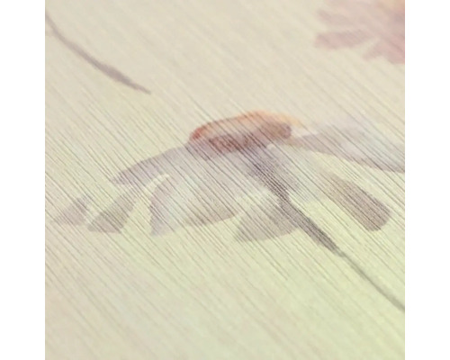 Detailný záber tapety s jemne štruktúrovaným povrchom a kvetinovým vzorom.