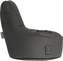 Sivý sedací vak v tvare kresla s vysokým operadlom a bočným vreckom. Sitting Point Logo.