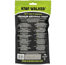 Pochúťky pre psov a mačky Kiwi Walker Premium sušené kačacie prúžky, balenie 100 gramov.