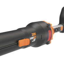 Akumulátorový fúkač lístia Worx LeafJet s technológiou Sonic Turbine 20 Volt.