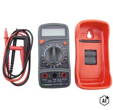 Digitálny multimeter FK9450 od značky FKtechnics vrátane meracích káblov a ochranného puzdra na meranie napätia prúdu a odporu (Image AI modified or generated)