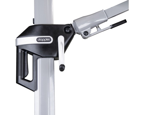 Logo Doppler na slnečníku s kľukovým mechanizmom.