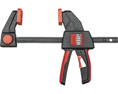 Svorka Bessey ovládaná jednou rukou